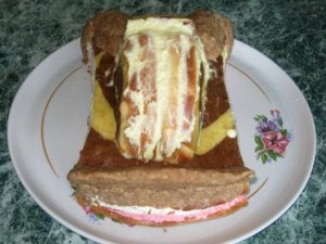 Сформованные окружности торта: вид сзади